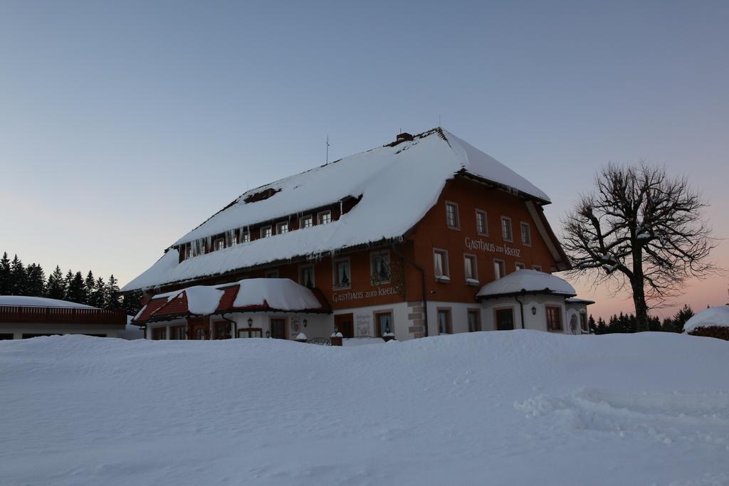Gasthaus Zum Kreuz Sankt Märgen Esterno foto