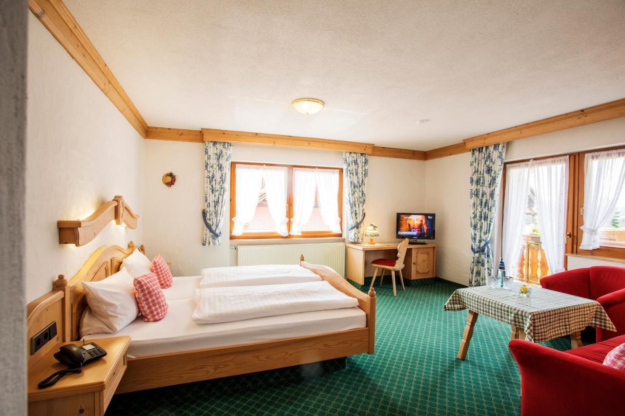 Gasthaus Zum Kreuz Sankt Märgen Esterno foto